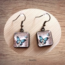 Maolia - Boucles d'oreilles cabochon carrée papillon bleu