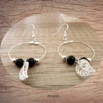 Maolia - Boucles d'oreilles créoles perles noires et feuille