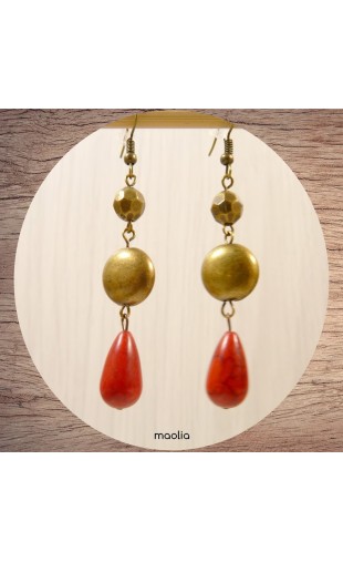 Boucles d'oreilles perles bronze et perle rouge en forme de goutte