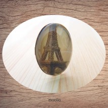 Bague cabochon ovale bronze Tour Eiffel brune