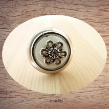 Bague bouton argent nacre et motif floral