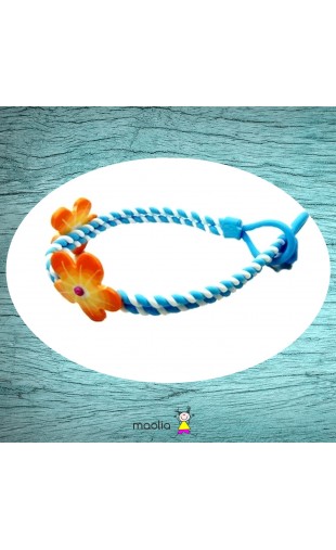 Bracelet tressé bleu et blanc fleurs orange